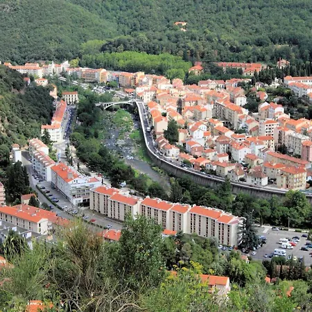 Confortable F2 Avec Terrasse Et Parking, Proche Des Cures Et Du Centre-ville D'amelie-les-bains - Fr-1-703-111 Apartamento